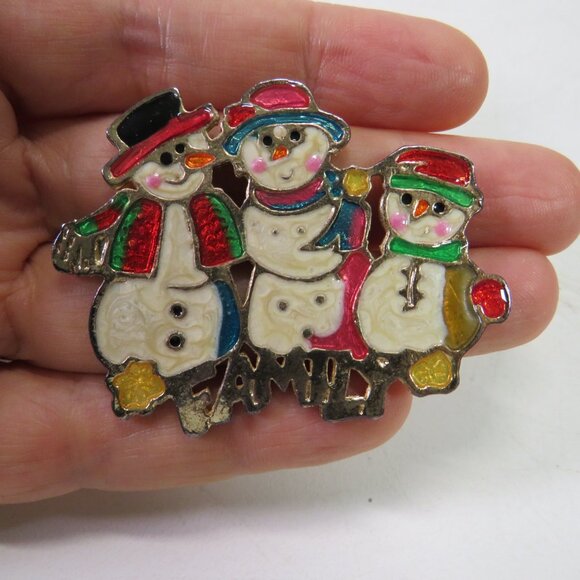 Vintage Enamel Snowman Family Winter Holiday Brooch Lapel Pin - Picture 4 of 10